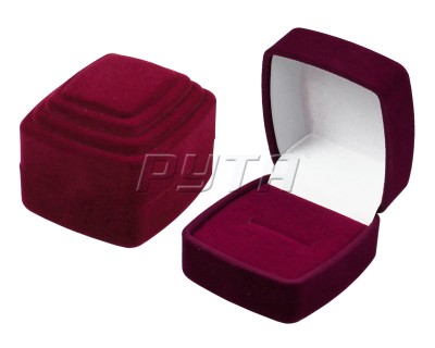 41601 ML Футляр флокированный, пирамида, серия Романтика,арт 41601 ML