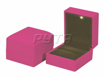38801 Футляр пластиковый с подсветкой,квадратный, арт 38801