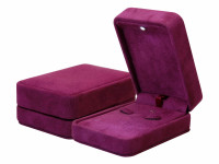 7919000 Футляр с подсветкой для украшений (72х102х34)